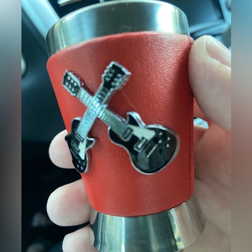 Rock ‘n’ roll Hall of Fame metal shot glass T5